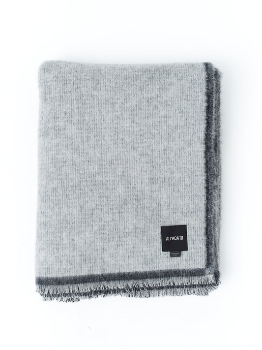 MANTA MELIDES | GRIS
