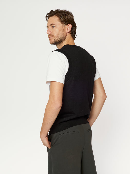 CHALECO EIGER | NEGRO