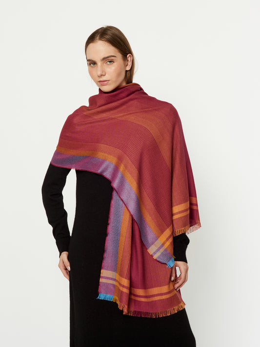 ESTOLA ALPHUBEL | CAMEL