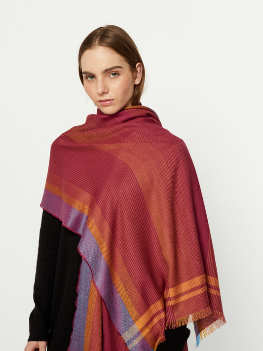 ESTOLA ALPHUBEL | CAMEL